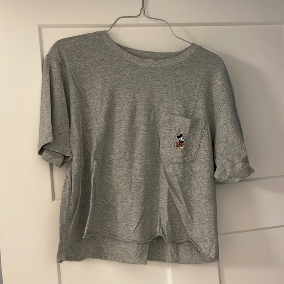 used womens medium disney mickey uniqlo pocket tshirt (cropped) - Picture 1 of 3